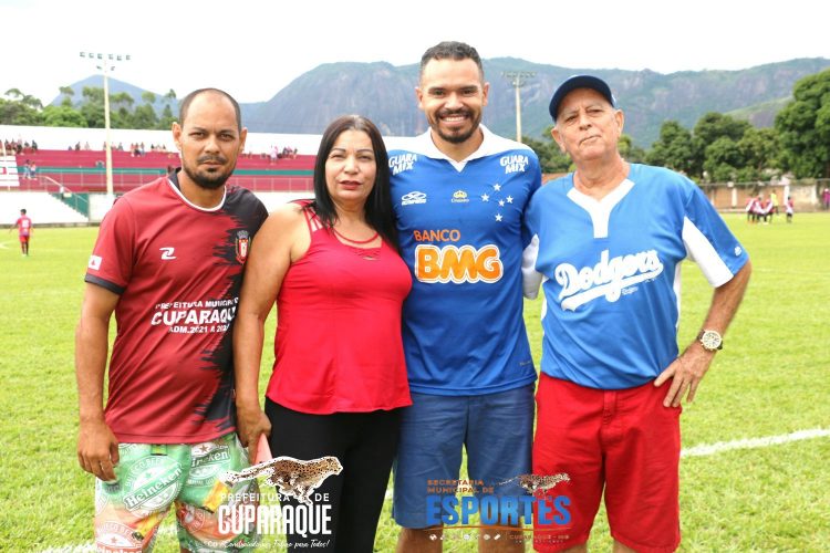 CUPARAQUE: Realiza jogo entre Máster, amigos do Ceará x seleção de Cuparaque e Aldeia,