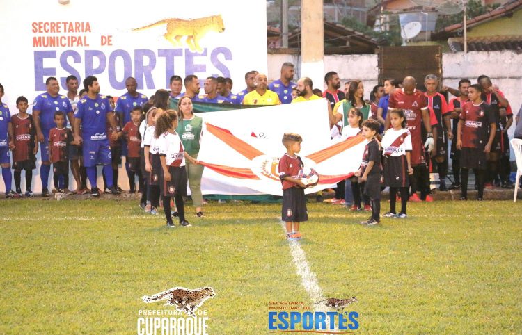 CUPARAQUE: Realiza jogo entre Máster, amigos do Ceará x seleção de Cuparaque e Aldeia,