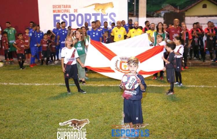 CUPARAQUE: Realiza jogo entre Máster, amigos do Ceará x seleção de Cuparaque e Aldeia,