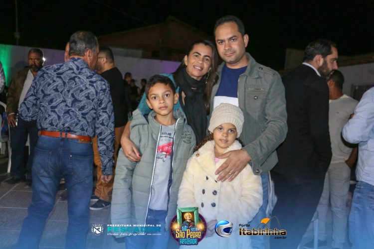 PESCADOR: 60ª Edição da Festa de São Pedro Pescador , realizada no município ,