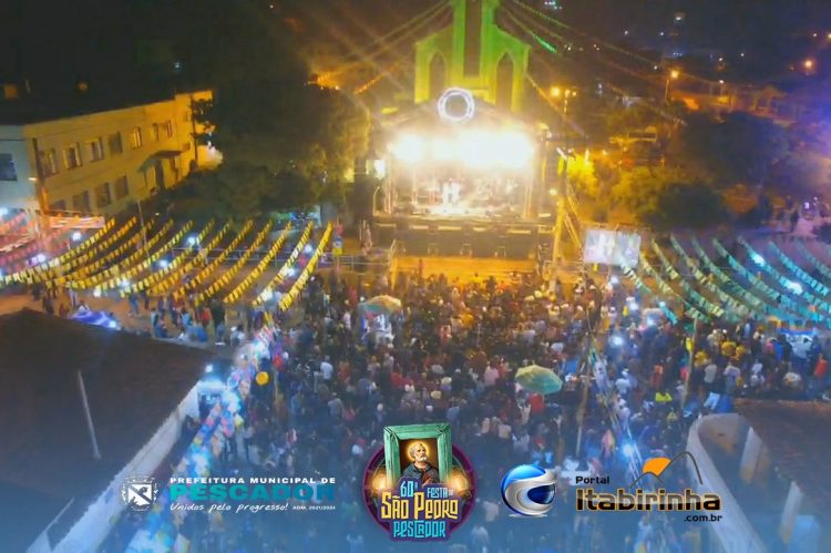 PESCADOR: 60ª Edição da Festa de São Pedro Pescador , realizada no município ,