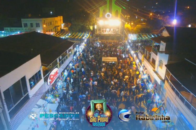 PESCADOR: 60ª Edição da Festa de São Pedro Pescador , realizada no município ,