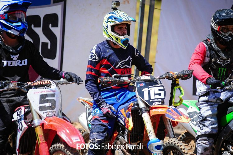 ITABIRINHA: Piloto capixaba quue sofreu acidente em competição de motocross em Itabirinha era filho único