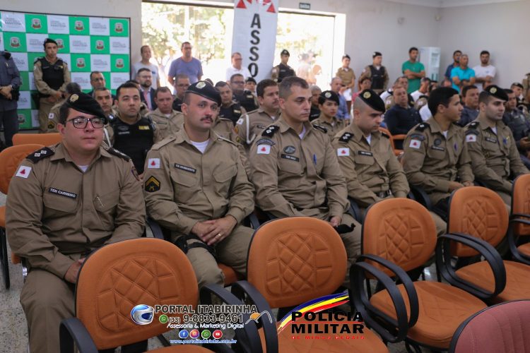 Mantena: solenidade de transmissão e assunção de comando, realizada na Câmara Municipal da Cidade de Mantena.